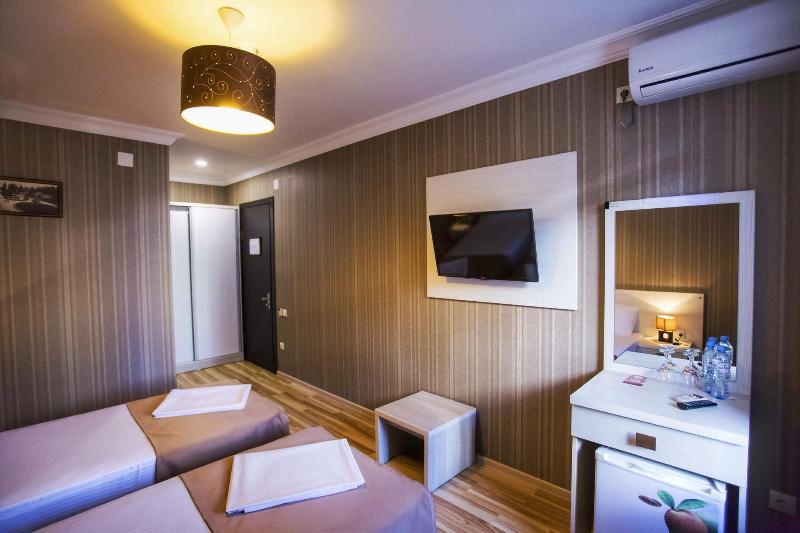 Batus Hotel Batumi Exterior photo